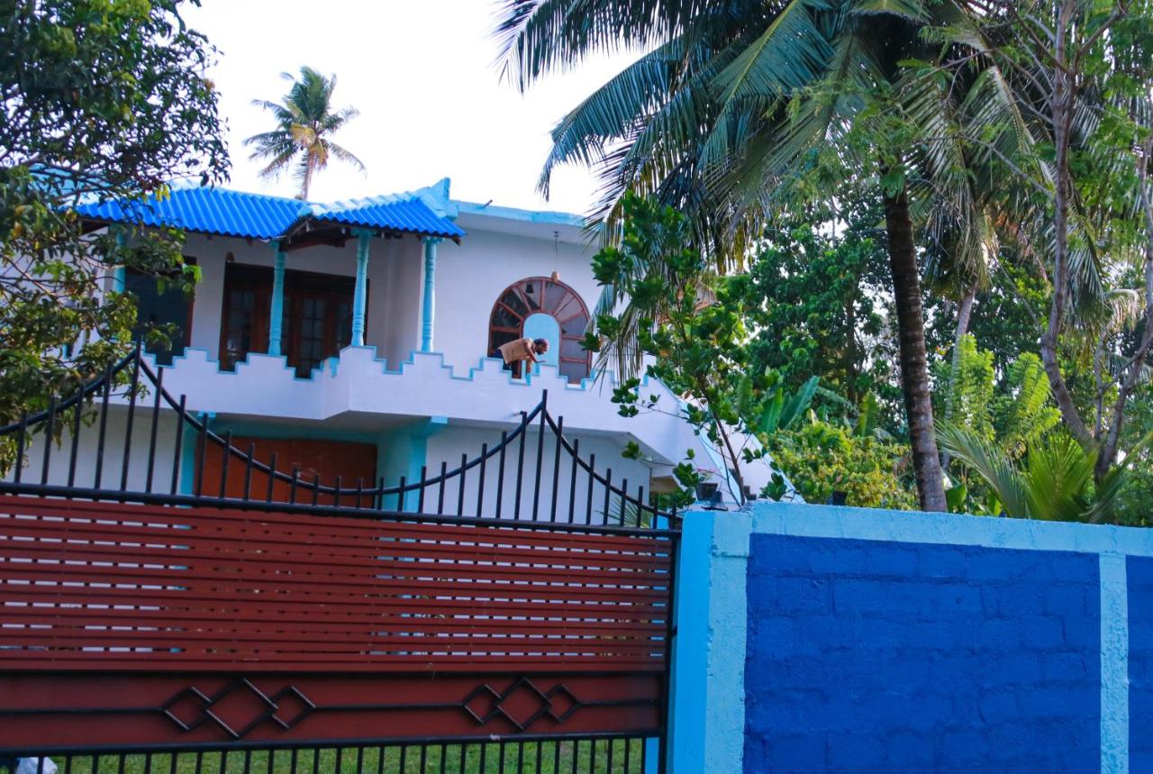 Blue Waves Madiha - Ferienwohnung Matara