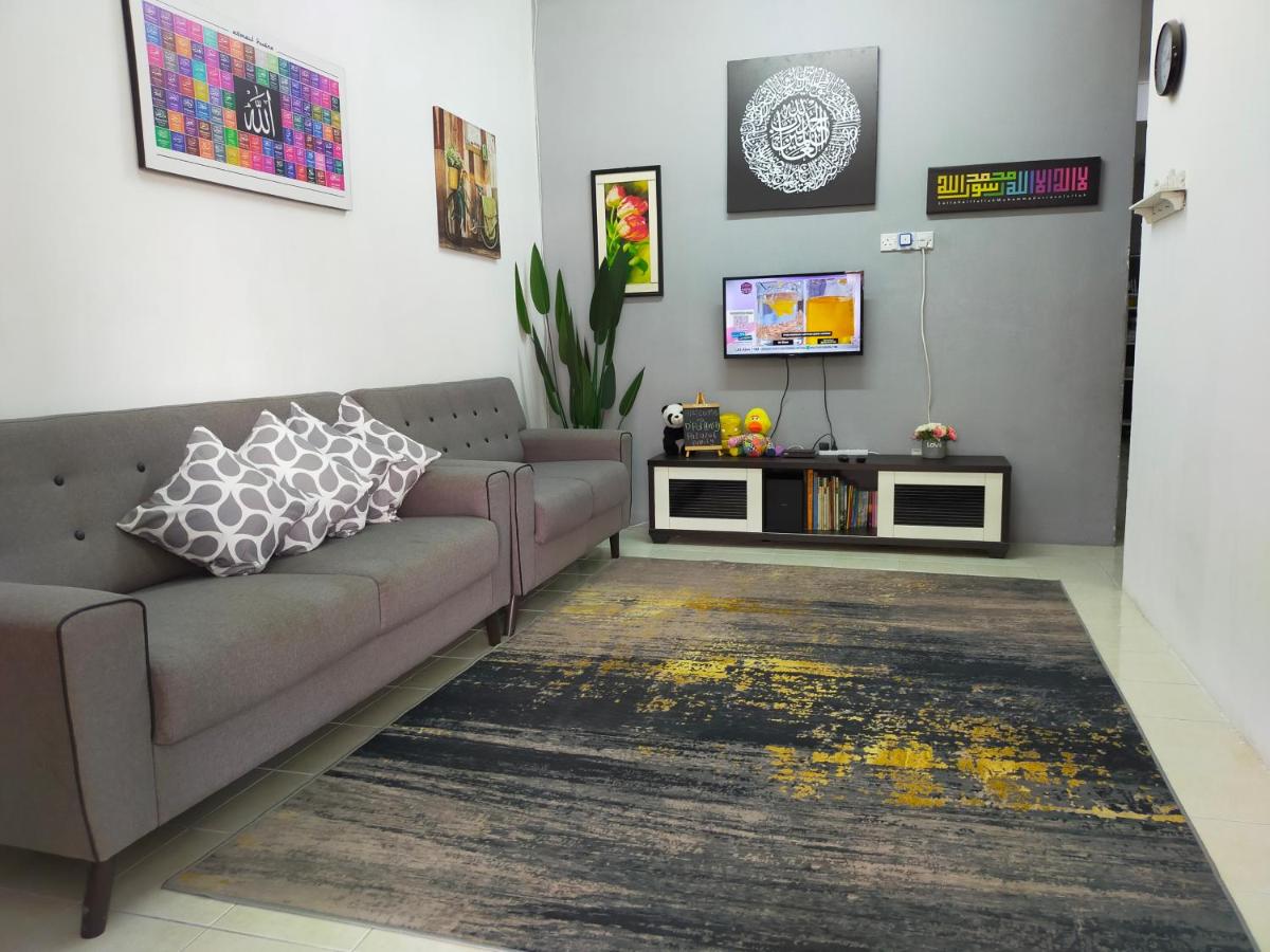 D'Port DicksonMuslimOnly Homestay - Bed and Breakfast