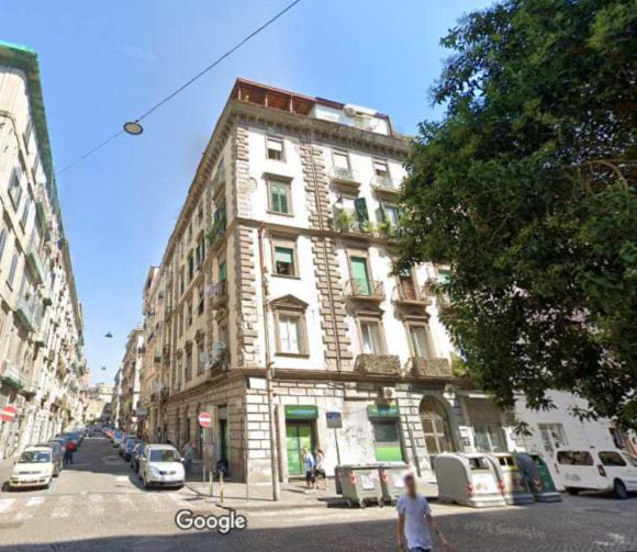 In The Center Rooms - Ferienwohnung Neapel