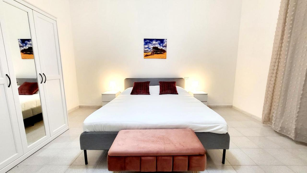 Central Rooms Best Vacation Ever - B&B Cagliari