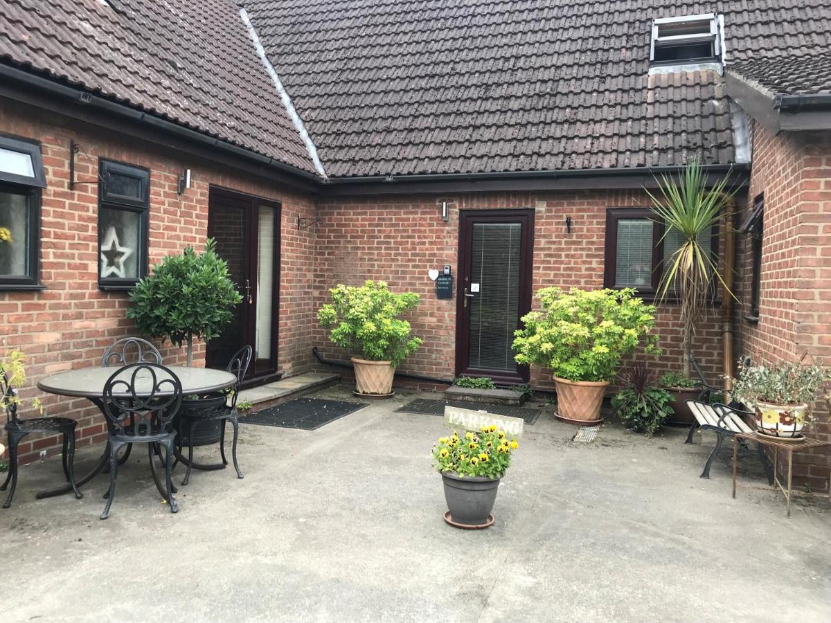 Robeanne House Holiday Accommodation - B&B