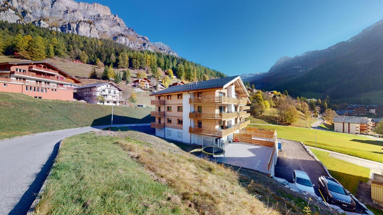 Spacious apartment - beautiful terrace with view - Ferienwohnung Leukerbad