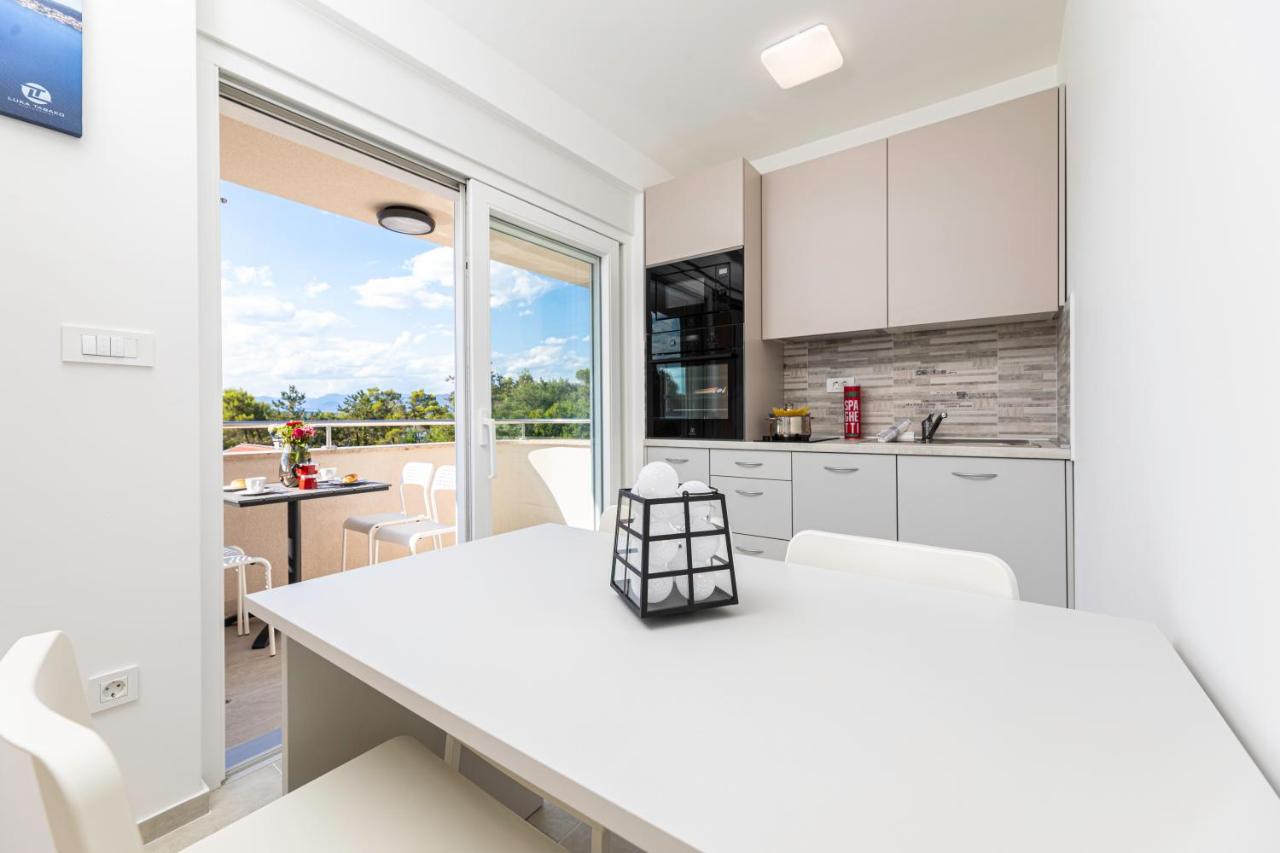 Appartement met 2 Slaapkamers en Zeezicht