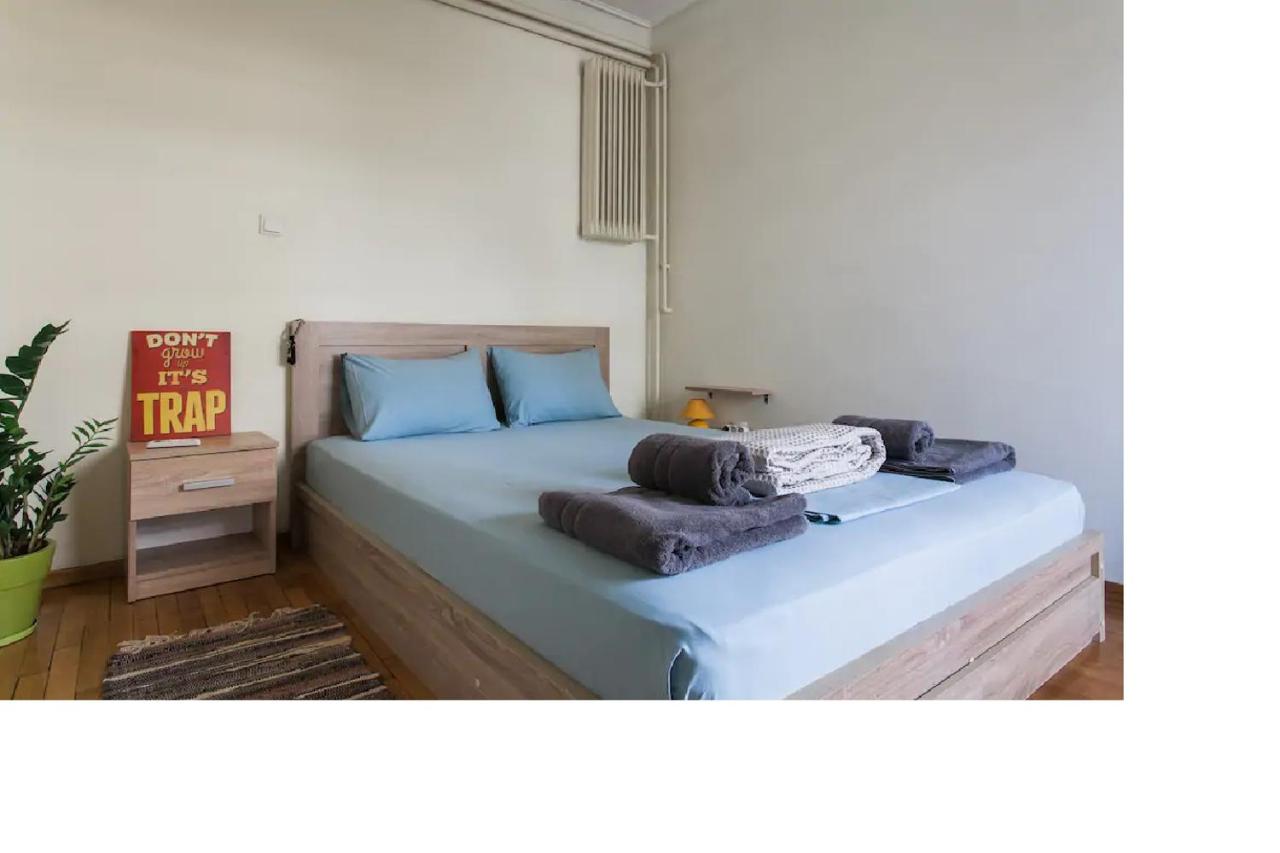 Central faliro Apartment near to marina - B&B Athens