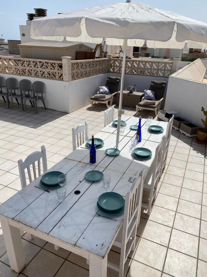 Punta del Isla - 3 bed apartment with amazing roof terrace - Ferienwohnung Corralejo