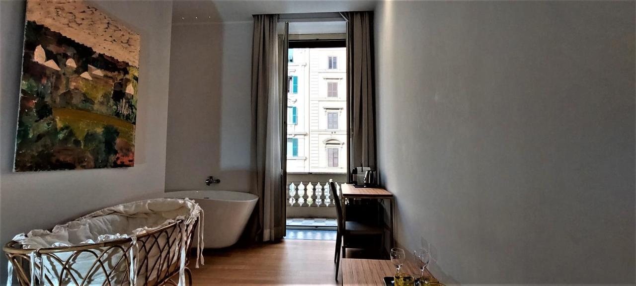 Queen Room with Balcony
