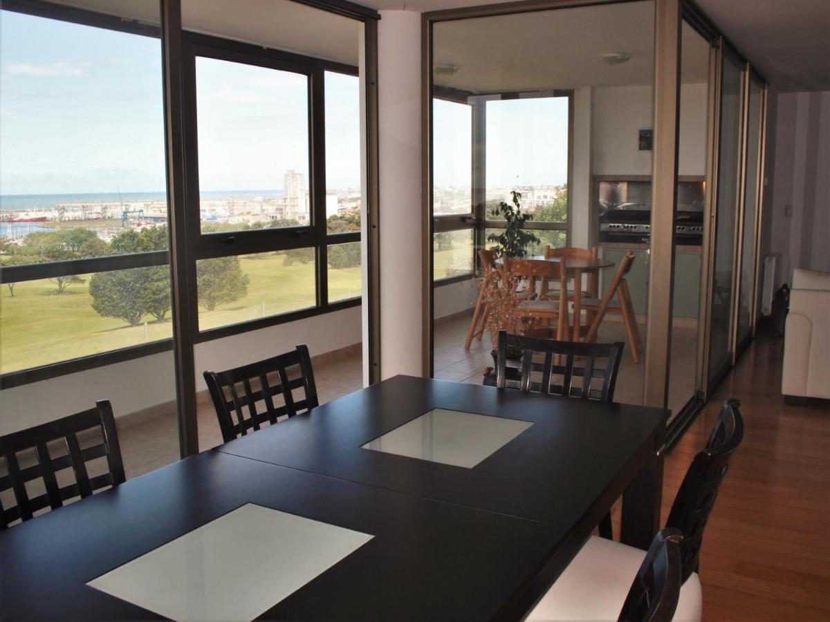Departamento PREMIUM Zona Golf, piso exclusivo con vista al mar para grupo familiar - Chambres d'hôtes Mar del Plata