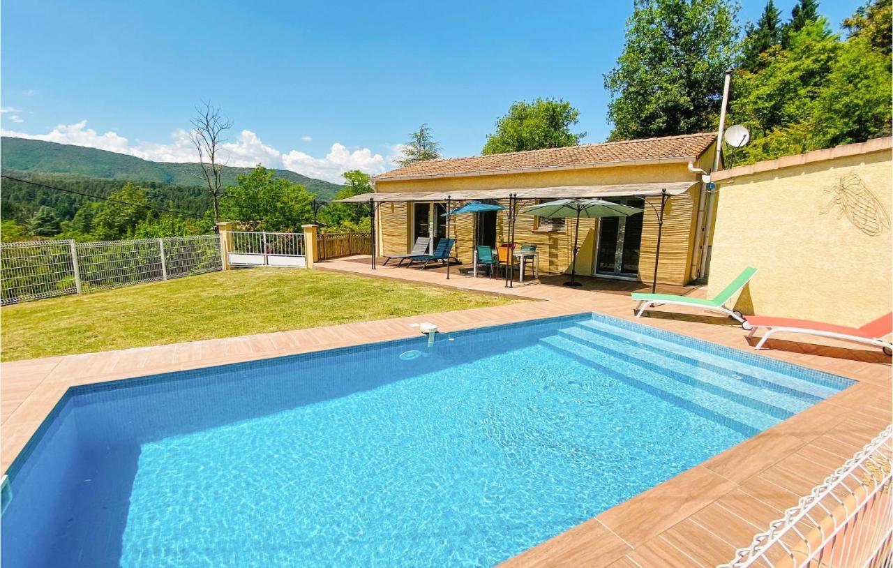 B&B Molières-sur-Cèze - Stunning Home In Molires-sur-cze With 2 Bedrooms, Wifi And Outdoor Swimming Pool - Bed and Breakfast Molières-sur-Cèze