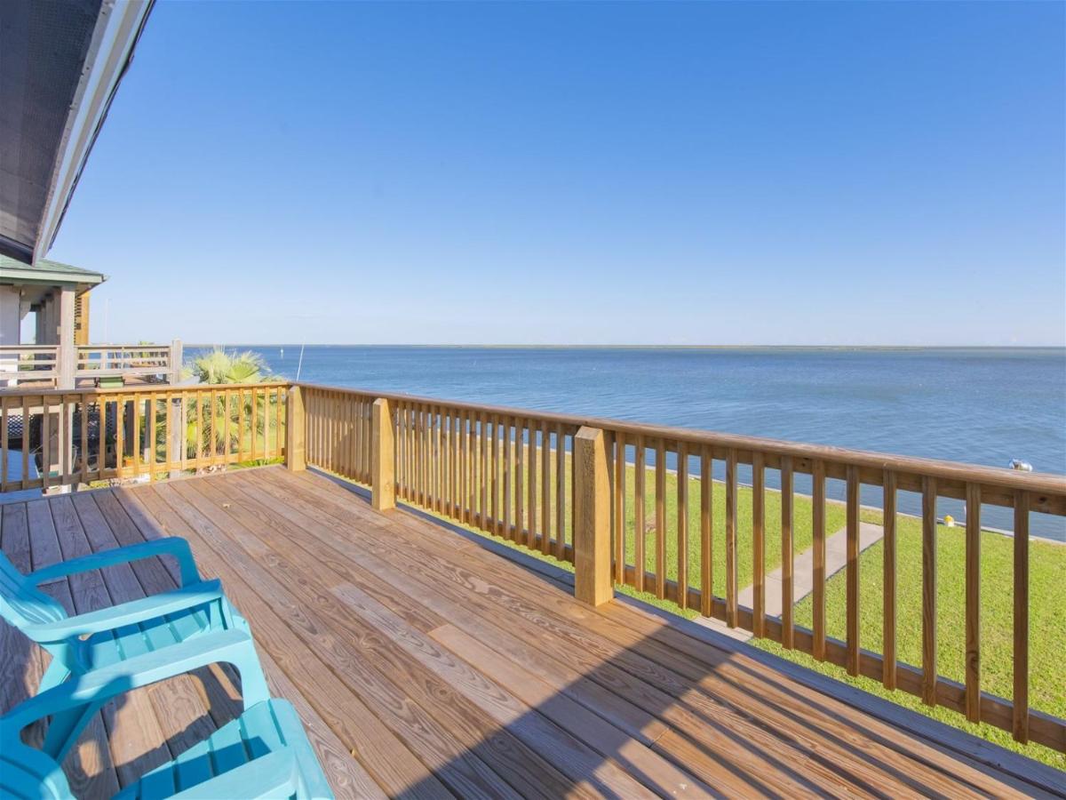 Fisherman Luv - B&B Rockport