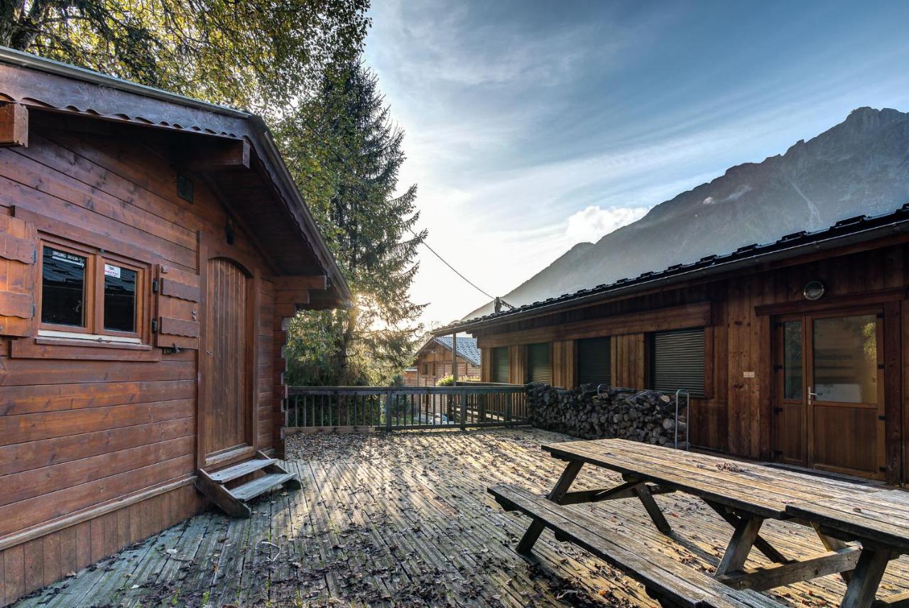 BIOLAY 2 - Alpes Travel - Central Chamonix - Sleeps 4-6 - B&B