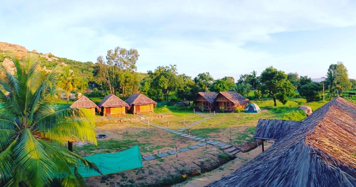 Banana Tree Home Stay - Bed and Breakfast Hampi