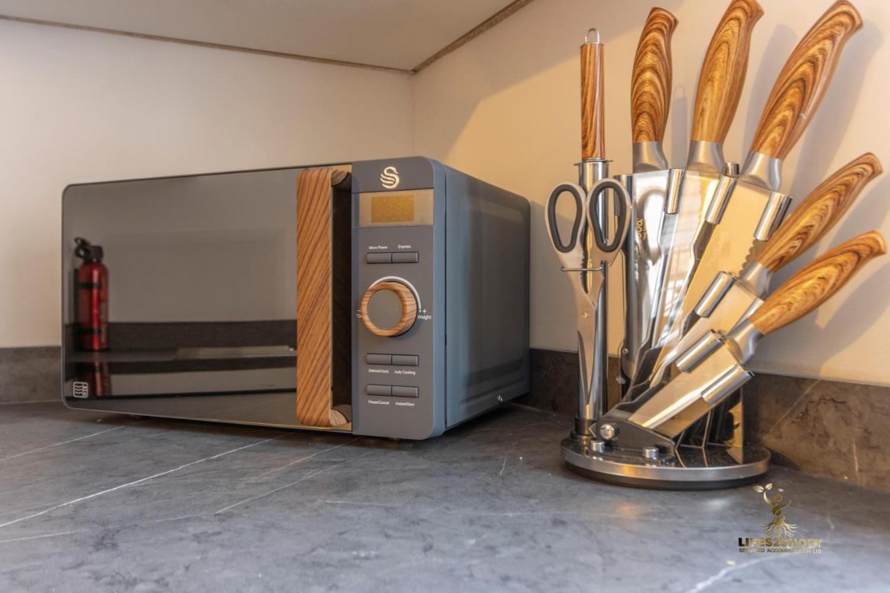 Spacious City Centre Apt Near Cathedral - Ferienwohnung Exeter