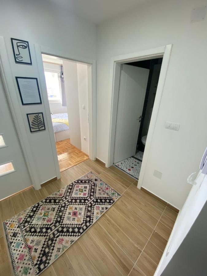 Apartman Centar 19 - Ferienwohnung Lukavica