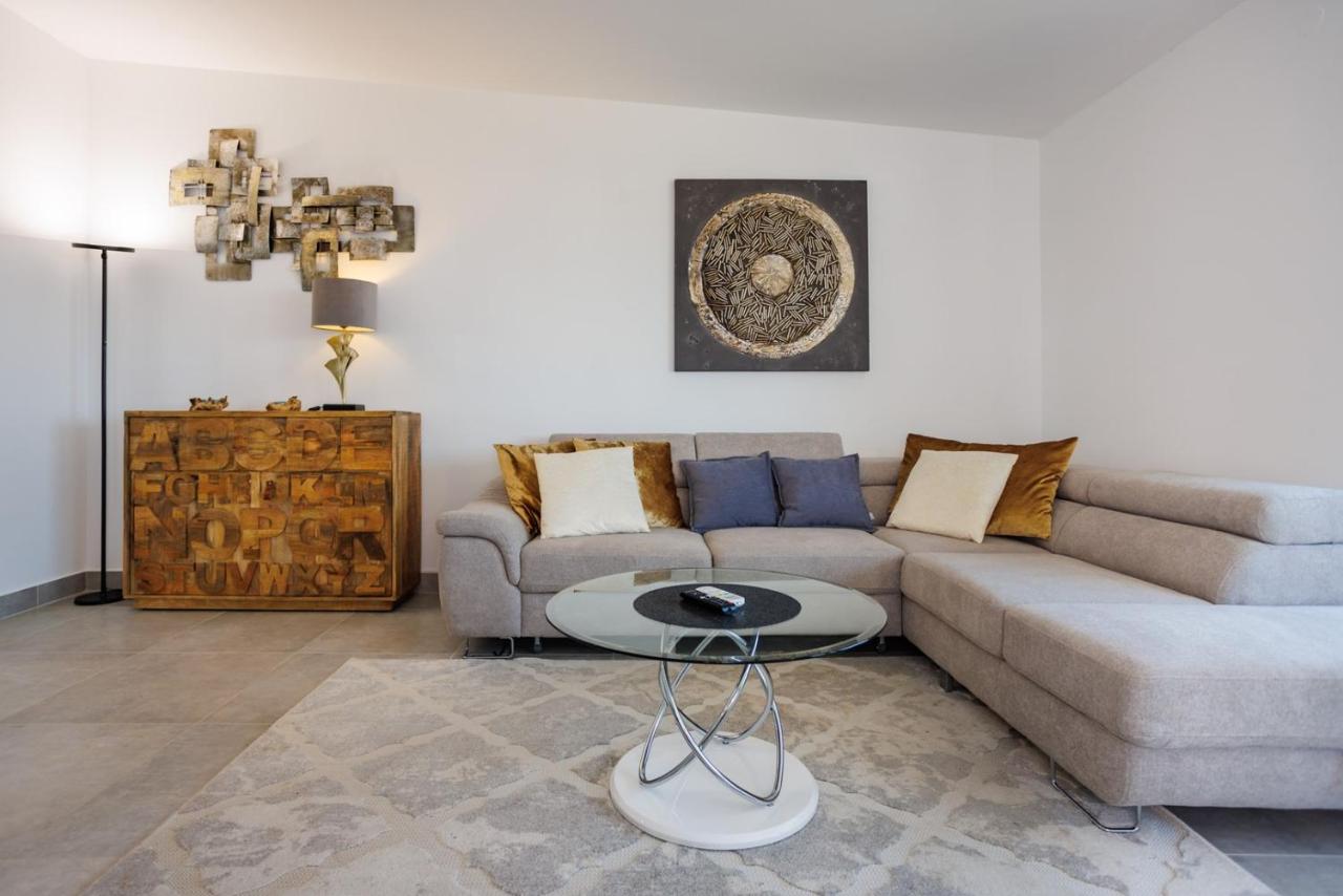 Luxury Apartment Vista Mare - B&B Malinska