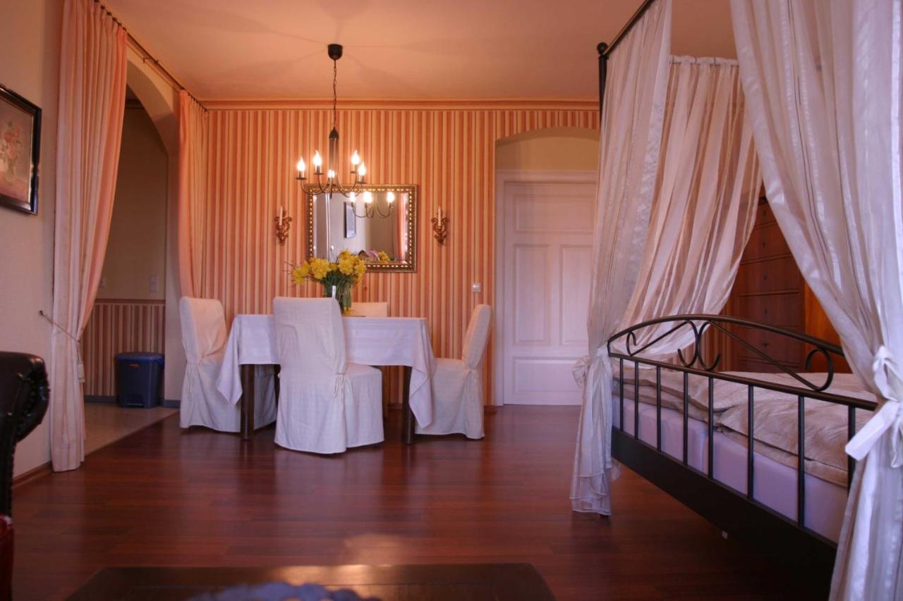 B&B Görlitz - Fewo Barockhaus - Bed and Breakfast Görlitz