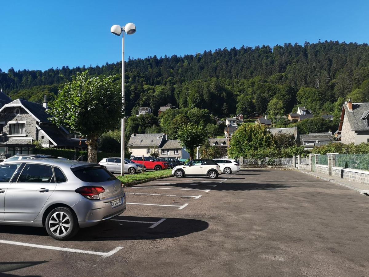 Appartement situé au cœur du village du Mont-Dore 1er étage - Chambres d'hôtes Le Mont-Dore