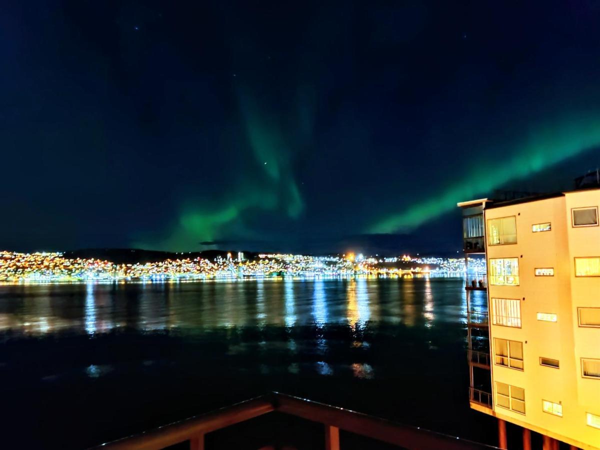 B&B Tromsø - Top floor apartment with a magic view - Bed and Breakfast Tromsø