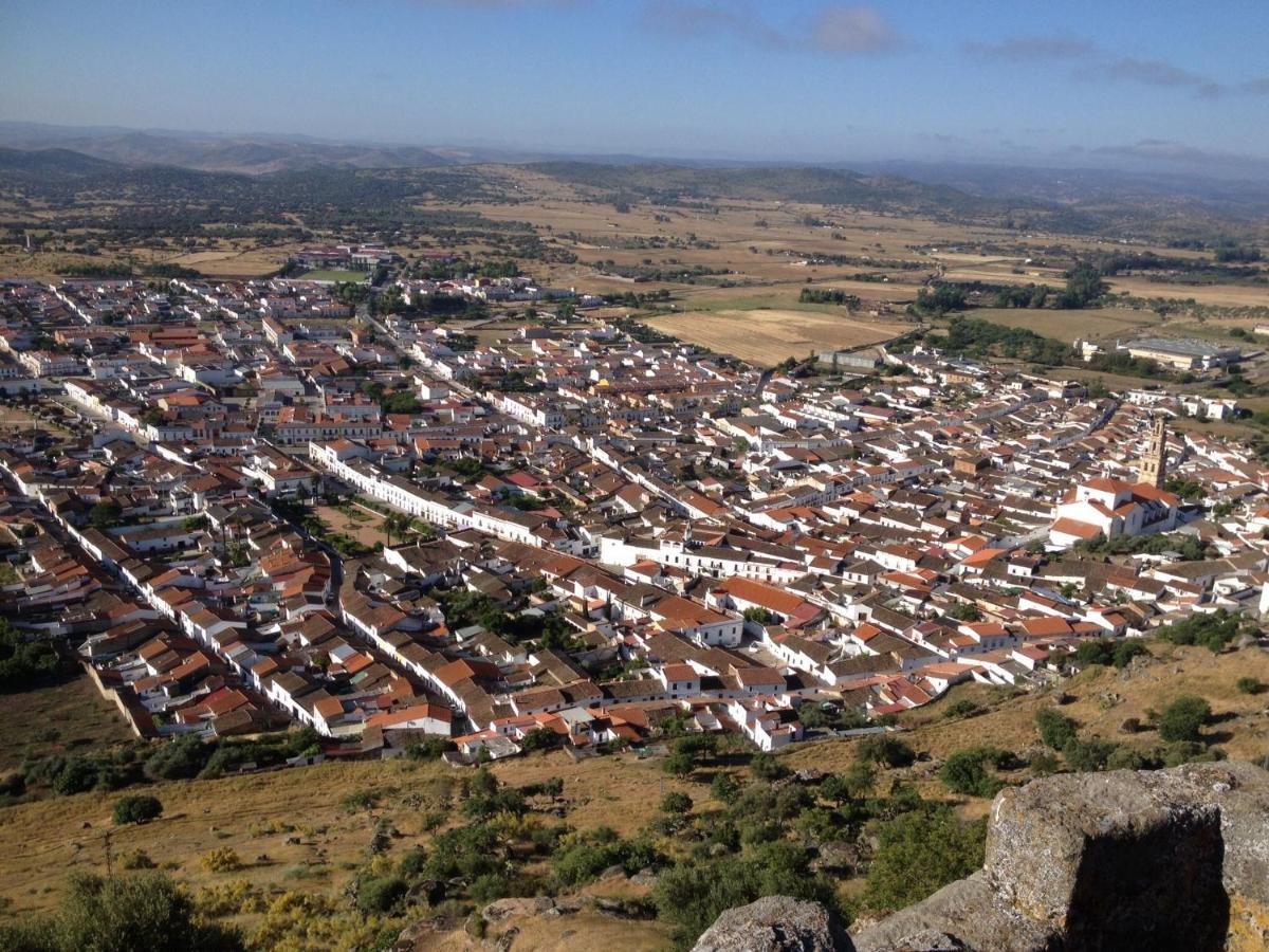 Hostal El Camionero - B&B