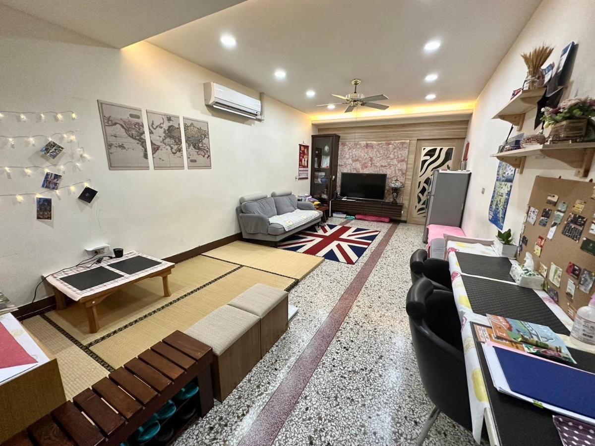 枋寮枋居背包客棧Fang Ju Backpackers - Chambres d’hôtes Fangliao