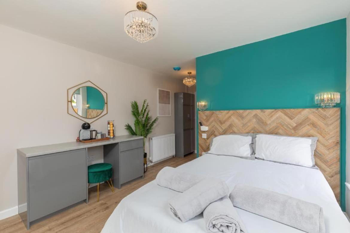 B&B Littlehampton - Ocean Studio Apartments - Bed and Breakfast Littlehampton