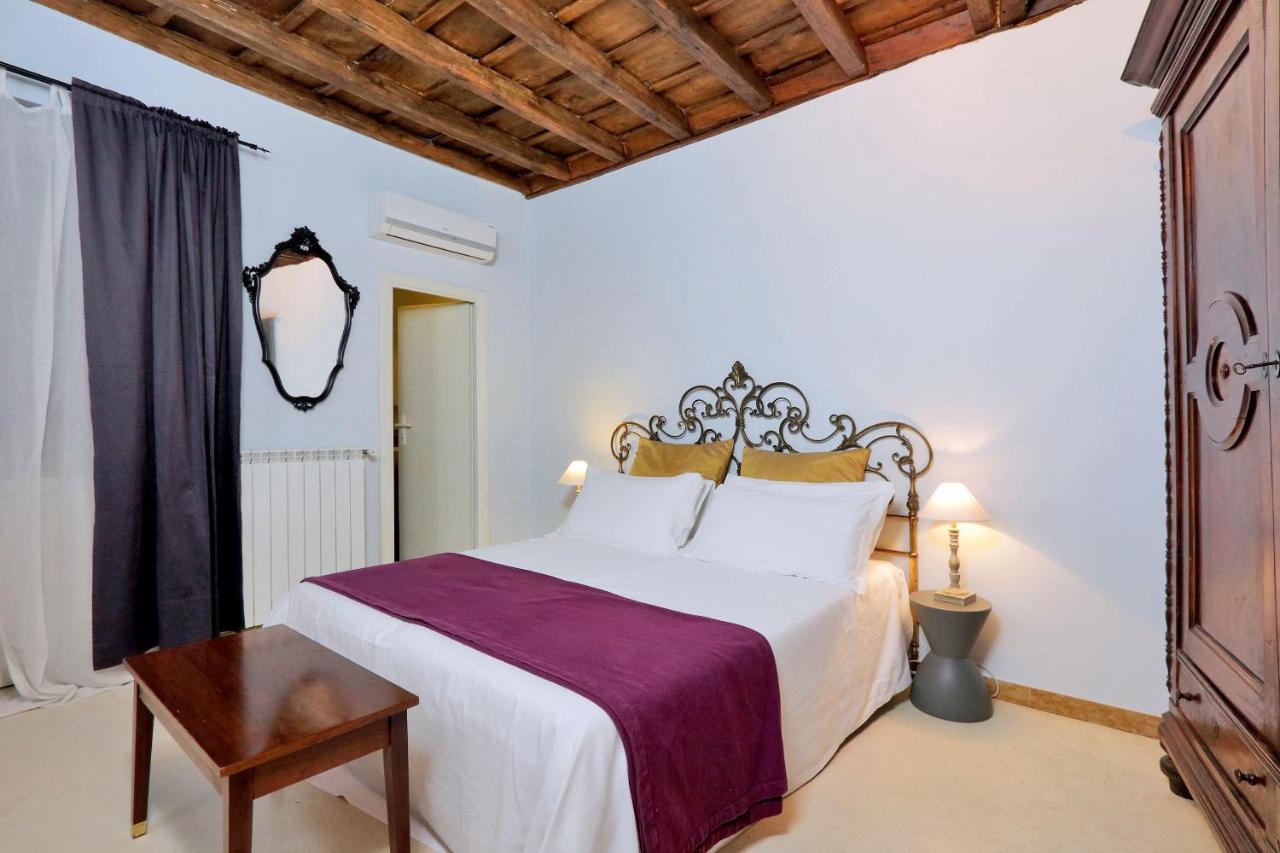 B&B Rome - Residenze Romanae - Sangallo Rooms - Bed and Breakfast Rome