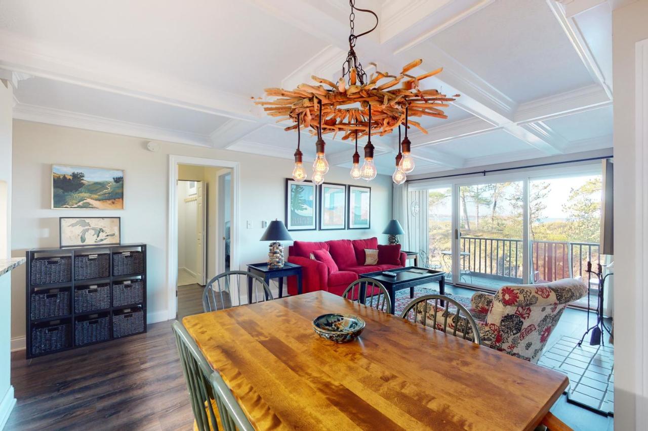 Two Bedroom Apartment 