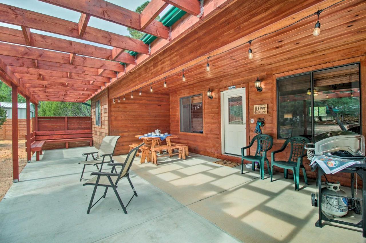 Fire Pit, Fenced Yard Overgaard Cabin Near Hiking - B&B
