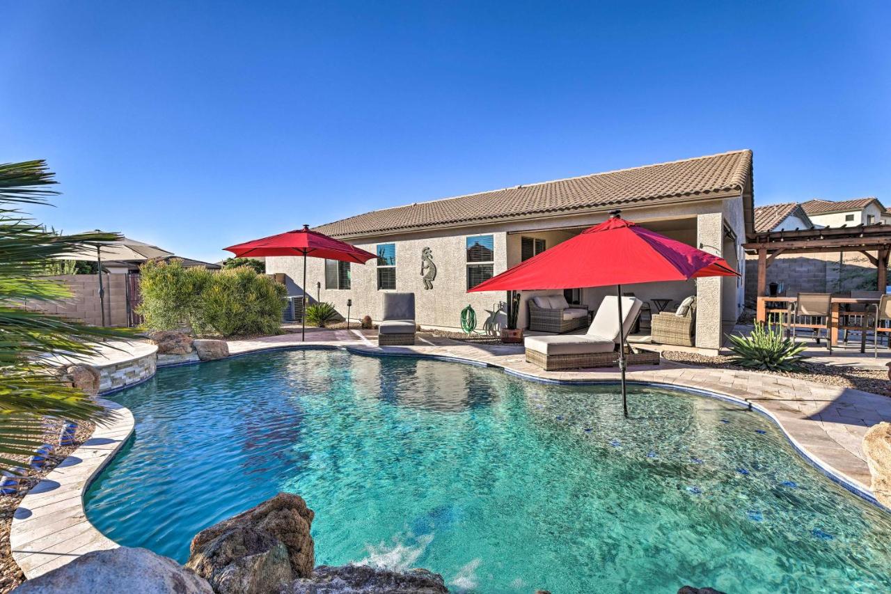 Outdoor Oasis Home with Fire Pit in Gold Canyon! - B&B