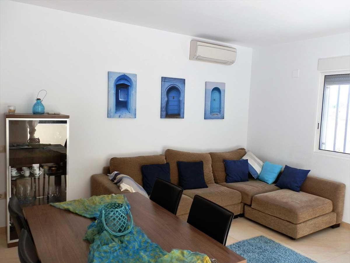 Casa con Piscina Privada, Cerca del Mar, Wifi Gratuito, Aire Opcional, Admite Mascotas - ES-184-52 - Chambres d'hôtes l'Ametlla de Mar