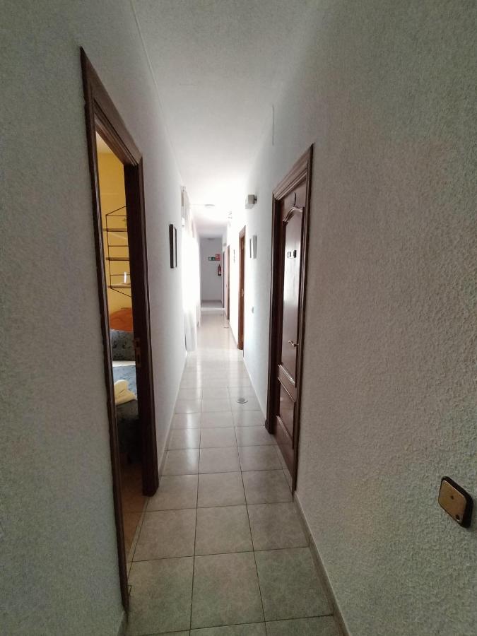 Economy Single Room with Shared Bathroom