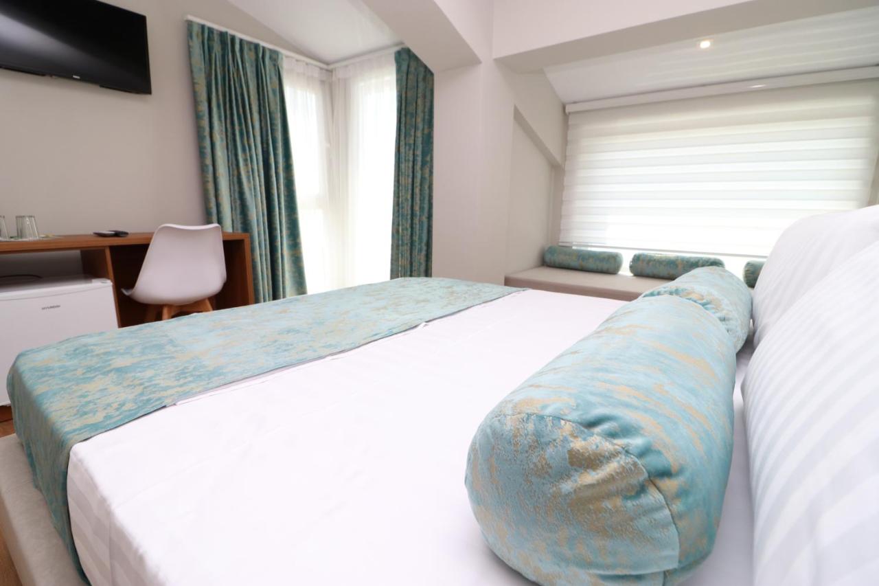 Triple Room with View