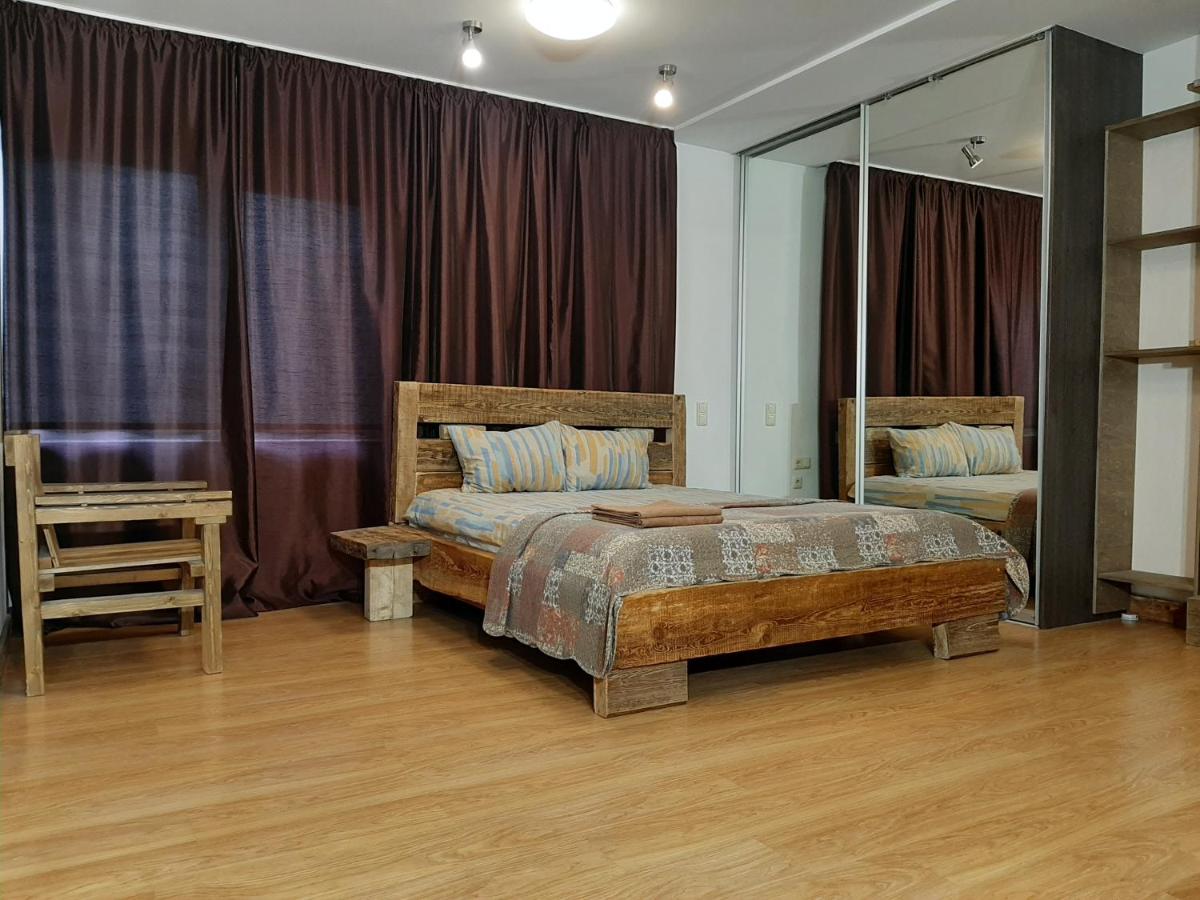 AVIATRIX Night Airport Haven - B&B Riga