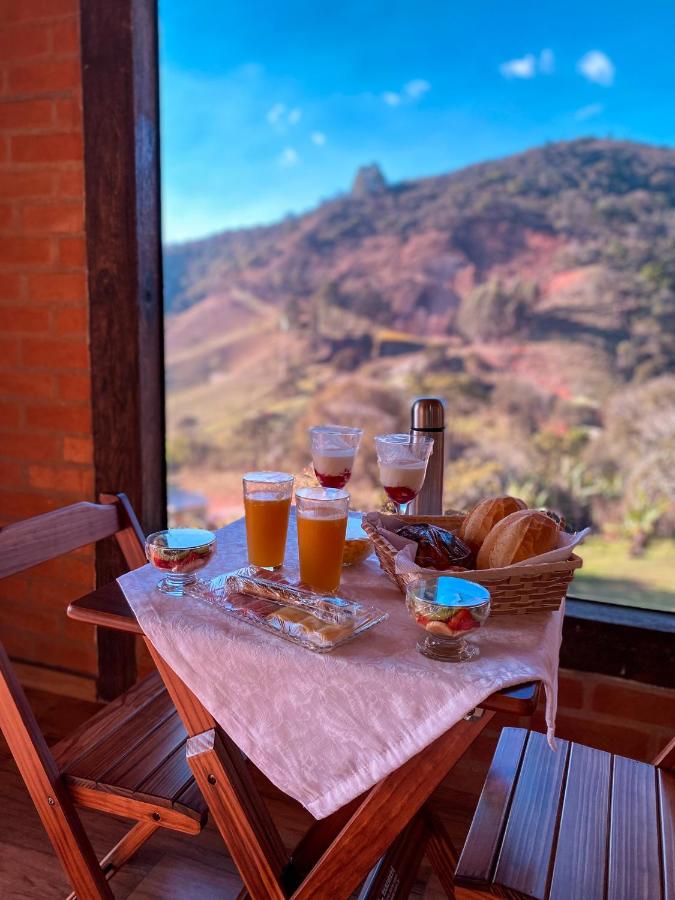 Chalés Luar da Mantiqueira - B&B Sapucaí-Mirim