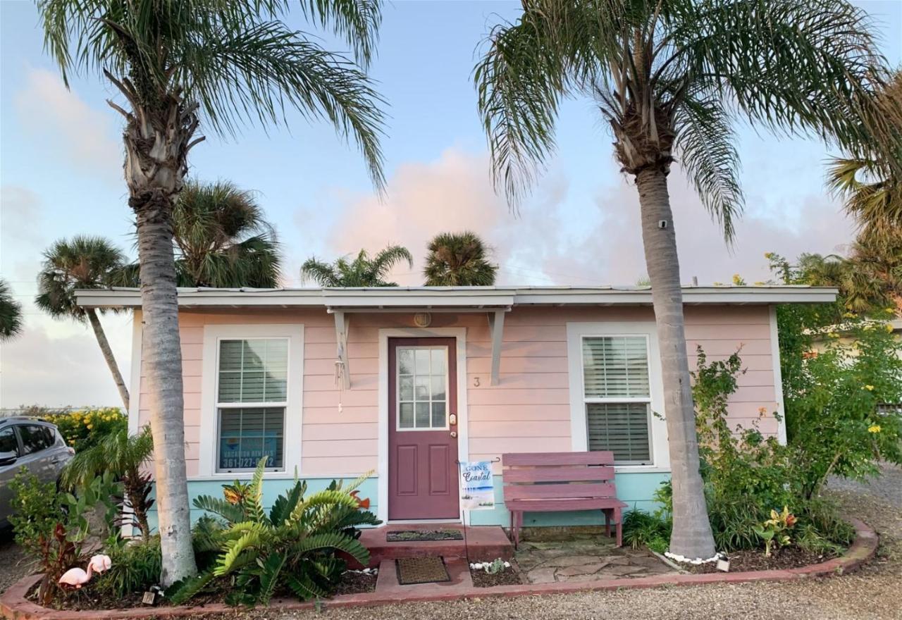 Coastal Cutie - Little Bay Club Cottage #3 - B&B