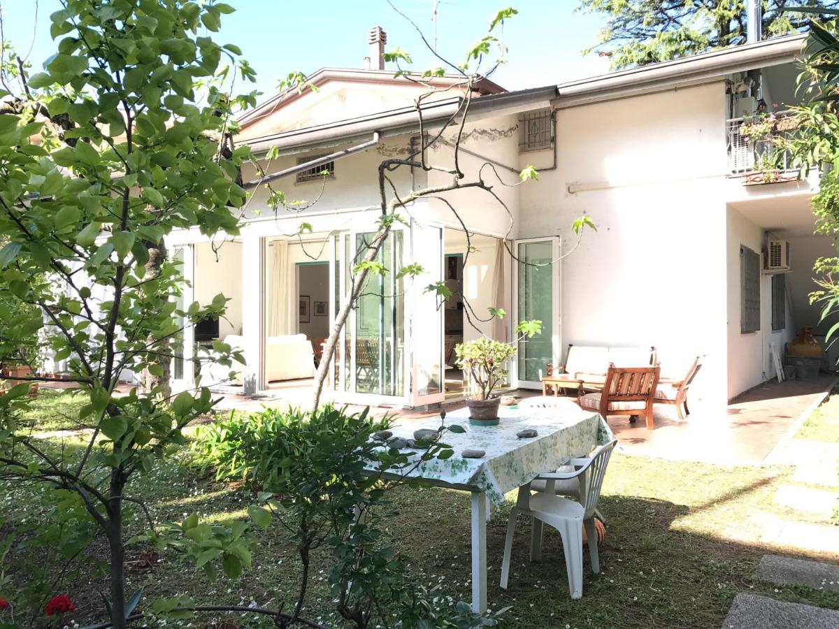 B&B Riccione - Appartamenti Villa Renata - Bed and Breakfast Riccione