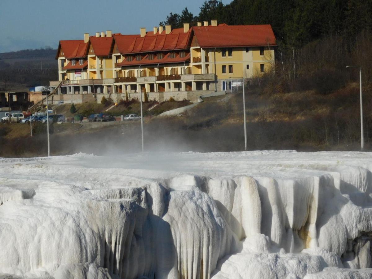 Gyógyvölgy apartman - Bed and Breakfast