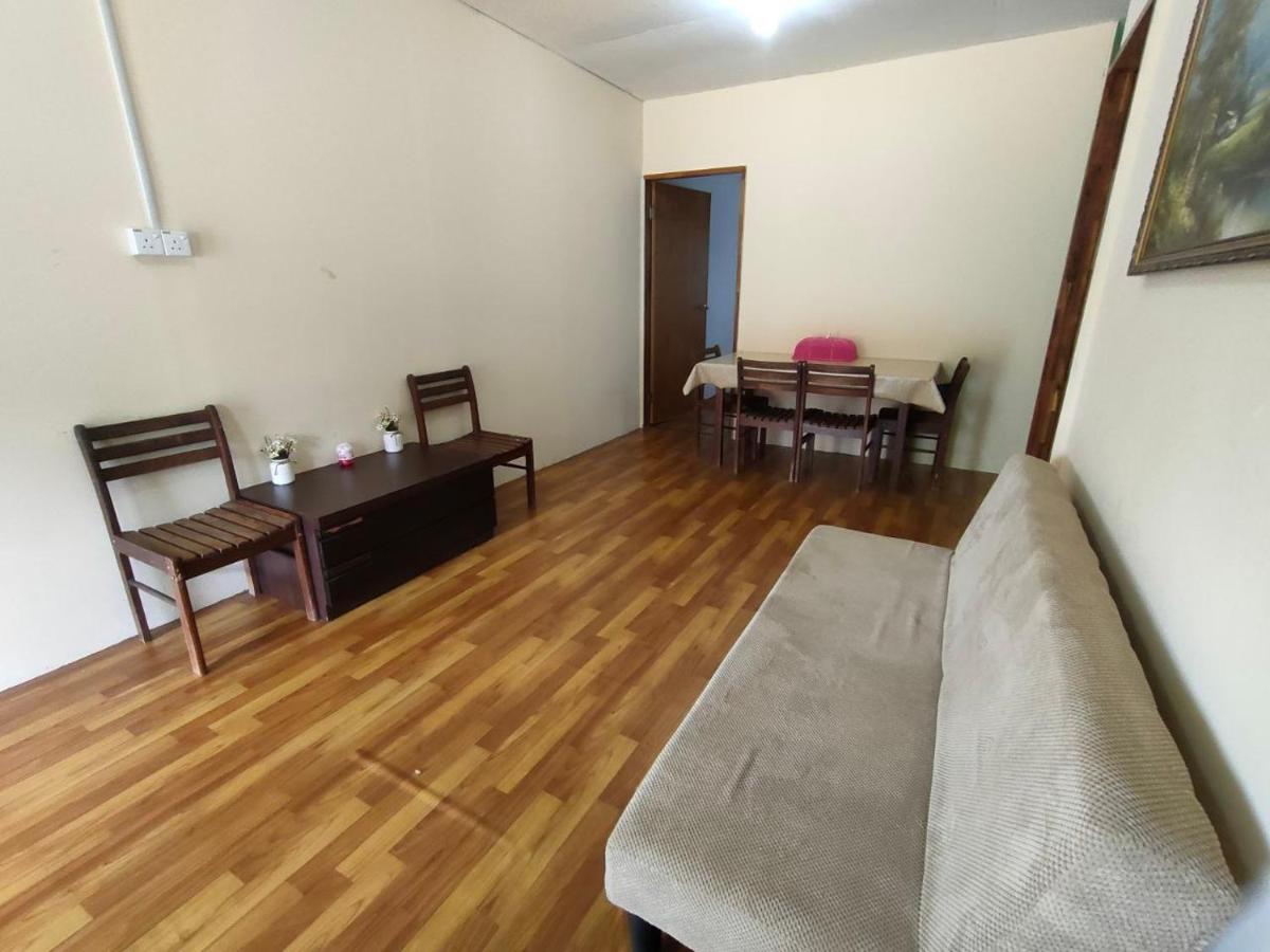 Orchard View Guesthouse Tambunan - B&B Tambunan