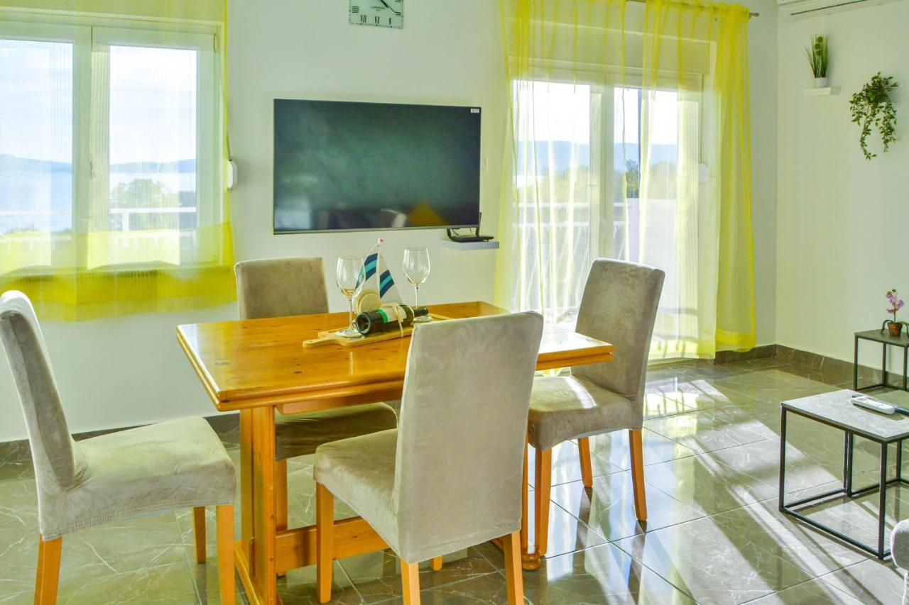 Apartment mit Meerblick