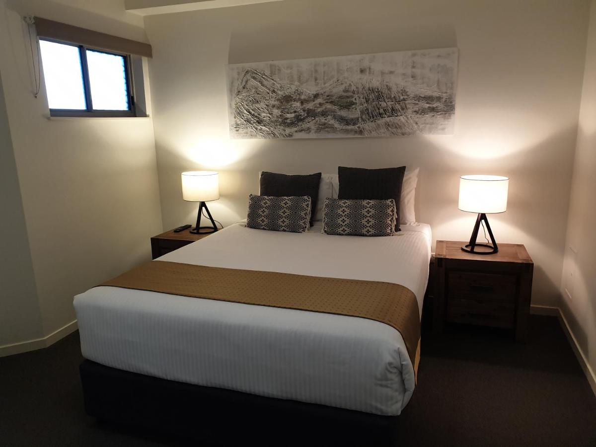 One-Bedroom Superior Apartment with Water View