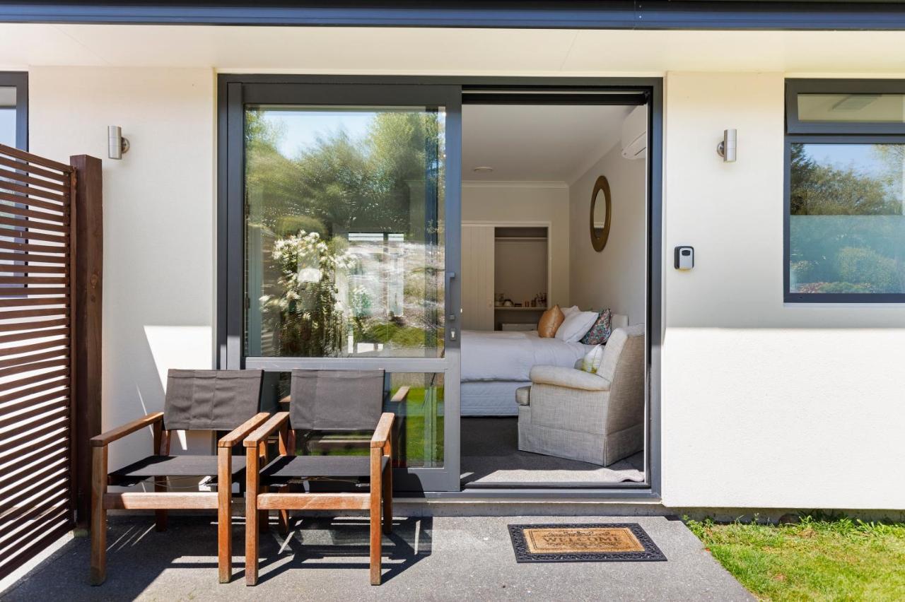 Suite with Garden View