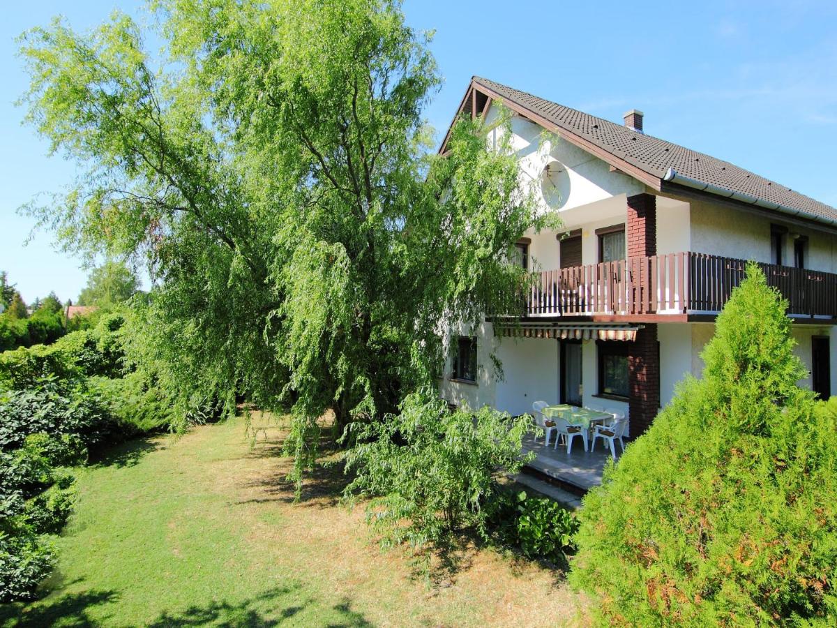 B&B Balatonfenyves - Holiday Home Picea by Interhome - Bed and Breakfast Balatonfenyves