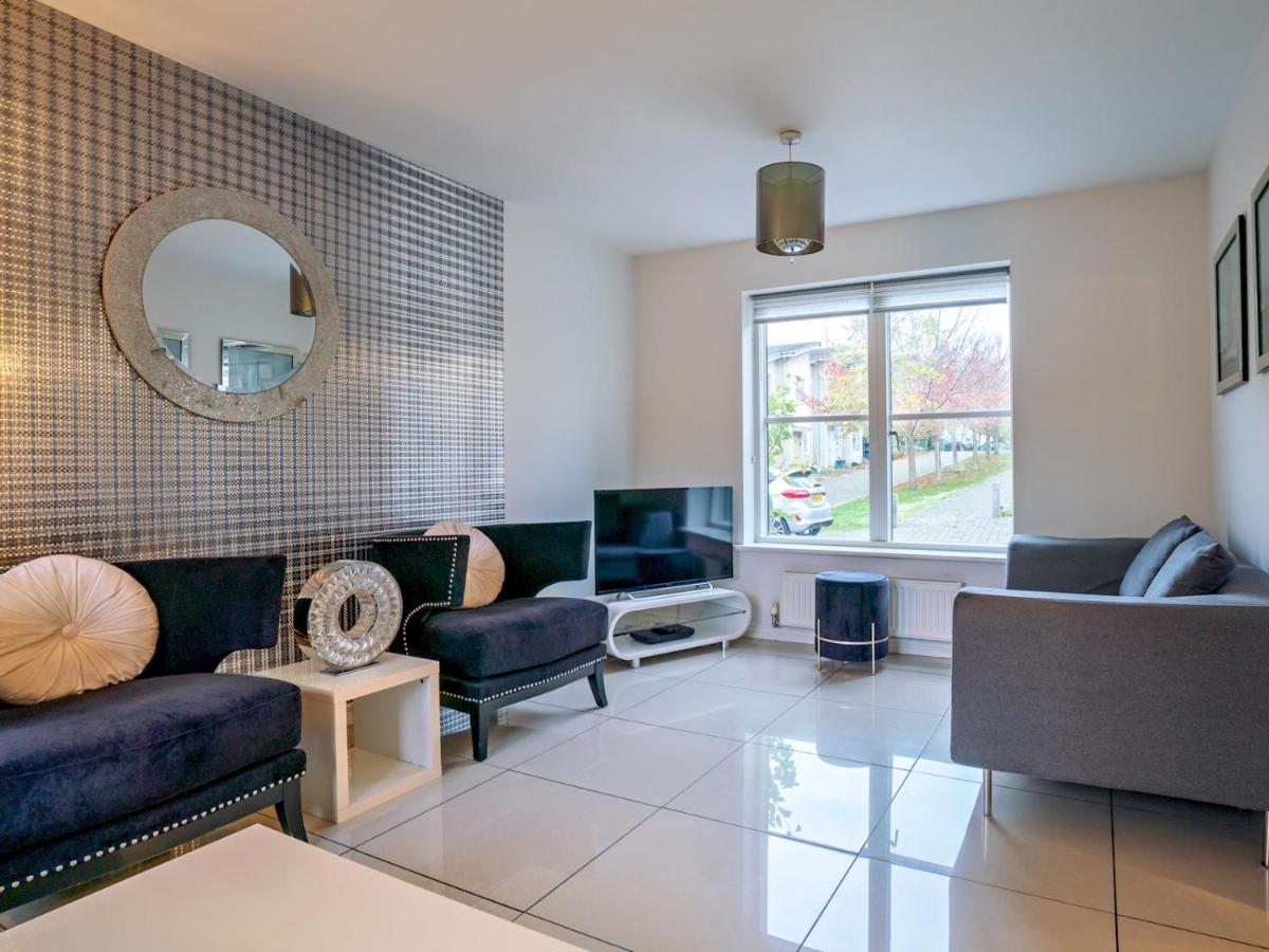 B&B Cheltenham - Pass the Keys Modern townhouse with secure parking and garden - Bed and Breakfast Cheltenham