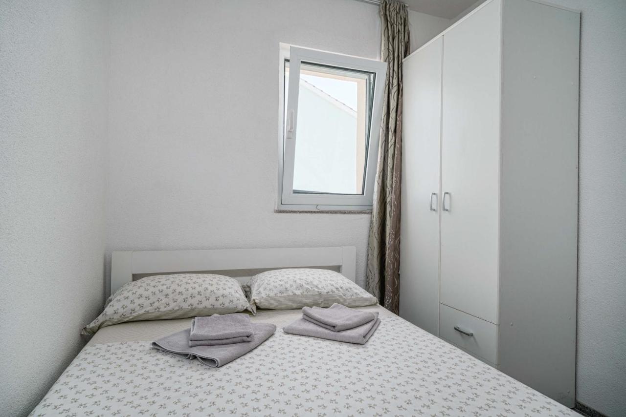 Appartamento con 2 Camere da Letto