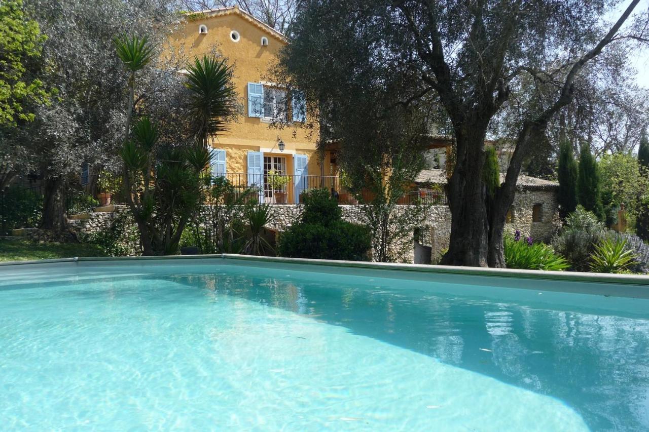 maison florentine - Bed and Breakfast La Gaude