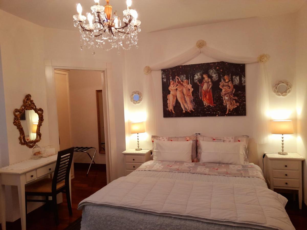 Junior Suite with Balcony