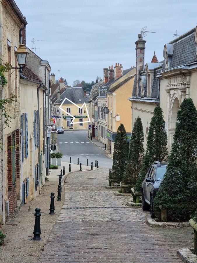 NATIFRIENDLY-Appartement centre historique avec jardin IDEAL FAMILLE - Ferienwohnung Bellême