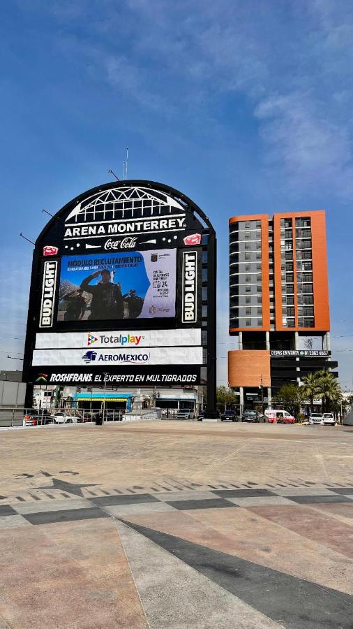 Depa Arena y Fundidora - B&B