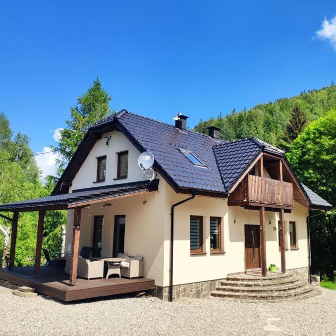 Dom nad rzeką - B&B