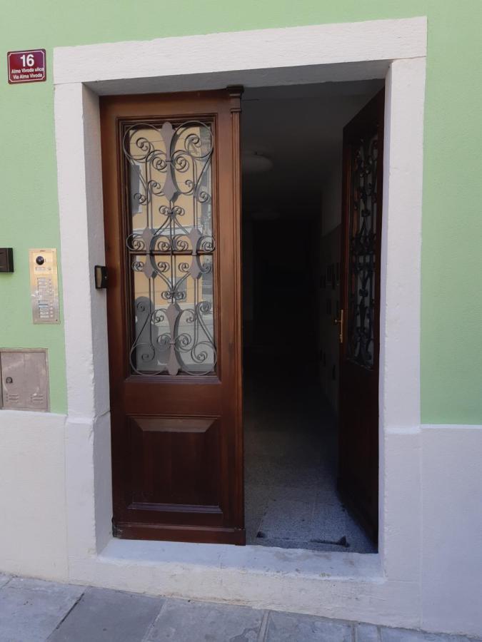 AZZURRO APARTMENT Piran - B&B