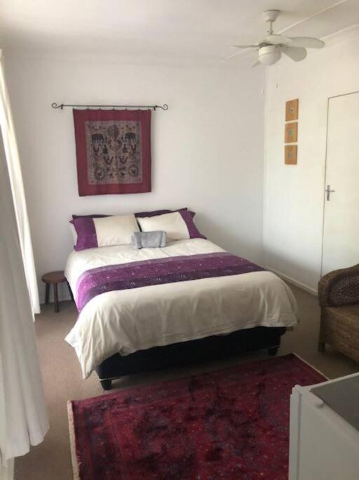 B&B Pietermaritzburg - Welcoming One Bedroom Flatlet with Pool - Bed and Breakfast Pietermaritzburg